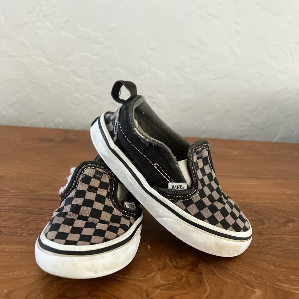 Vans Kids Classic Slip-On Checkerboard Shoes - Black/Gray Size 8